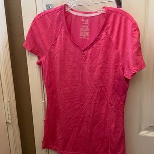 Danskin now semi fitted top medium